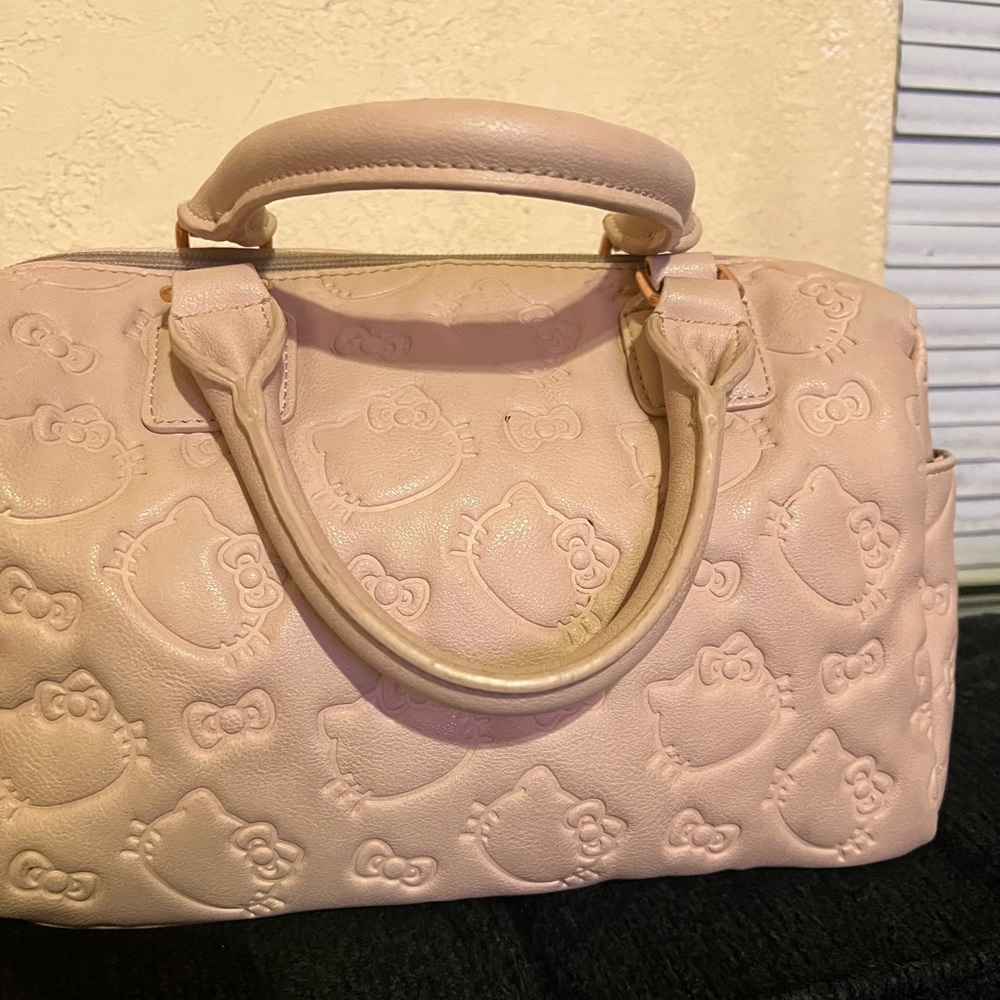 Hello kitty loungefly pink purse
